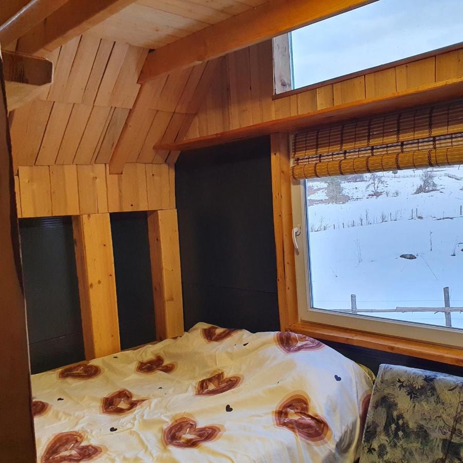 Planinska Koliba Ajdanovici Jelovac Nisicka Visoravan Olovo  Bagian luar foto